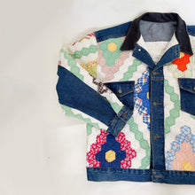 Load image into Gallery viewer, 70's Quilted Patchwork Denim Jacket