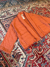 Load image into Gallery viewer, Lightweight Cropped Quilted Jacket
