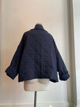 Load image into Gallery viewer, Lightweight Cropped Quilted Jacket
