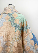 Load image into Gallery viewer, Geometric Button Up Quilted Jacket
